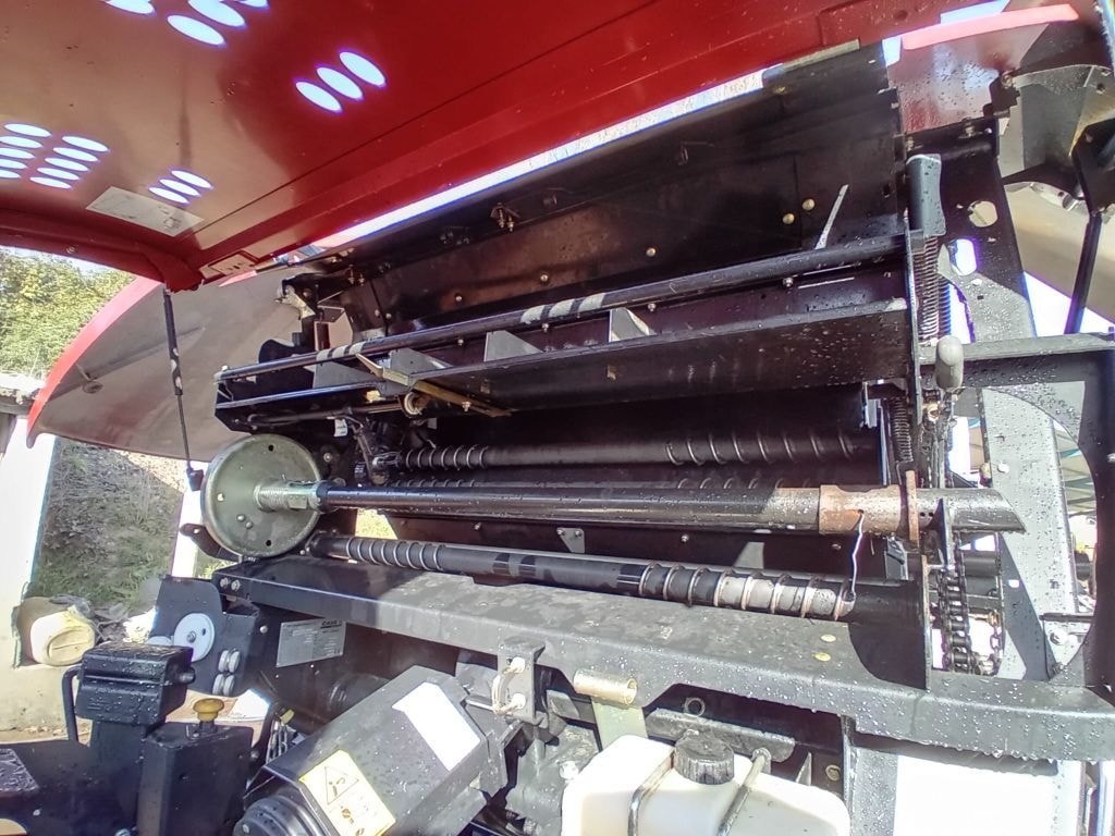 Presse balles rondes CASE IH RB 455 - photo slide 5