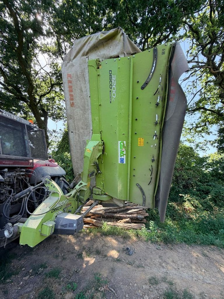 Faucheuse conditionneuse CLAAS disco 3200 C  - photo slide 1