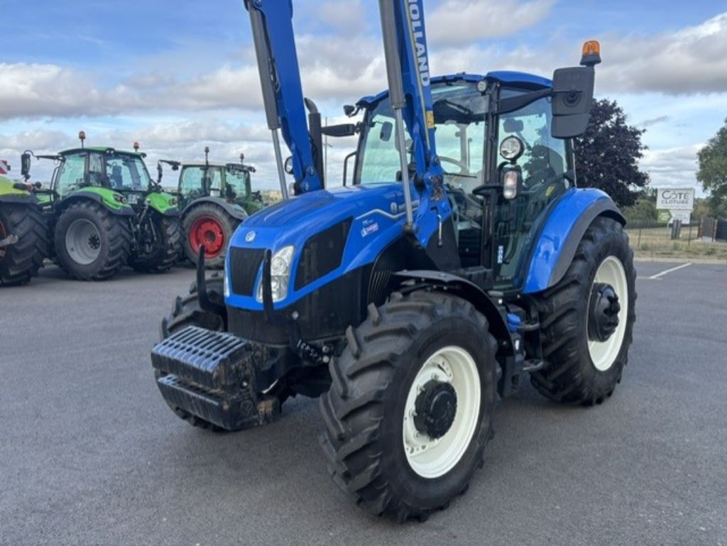 Tracteur chargeur NEW HOLLAND T5.100 - photo slide 1