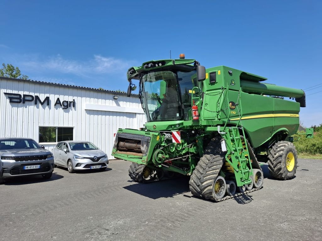 Moissonneuse JOHN DEERE S770 - photo slide 13