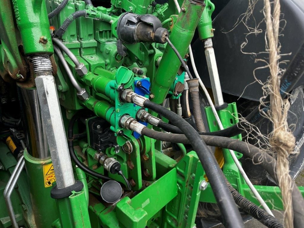 Faucheuse conditionneuse JOHN DEERE 630 - photo slide 5