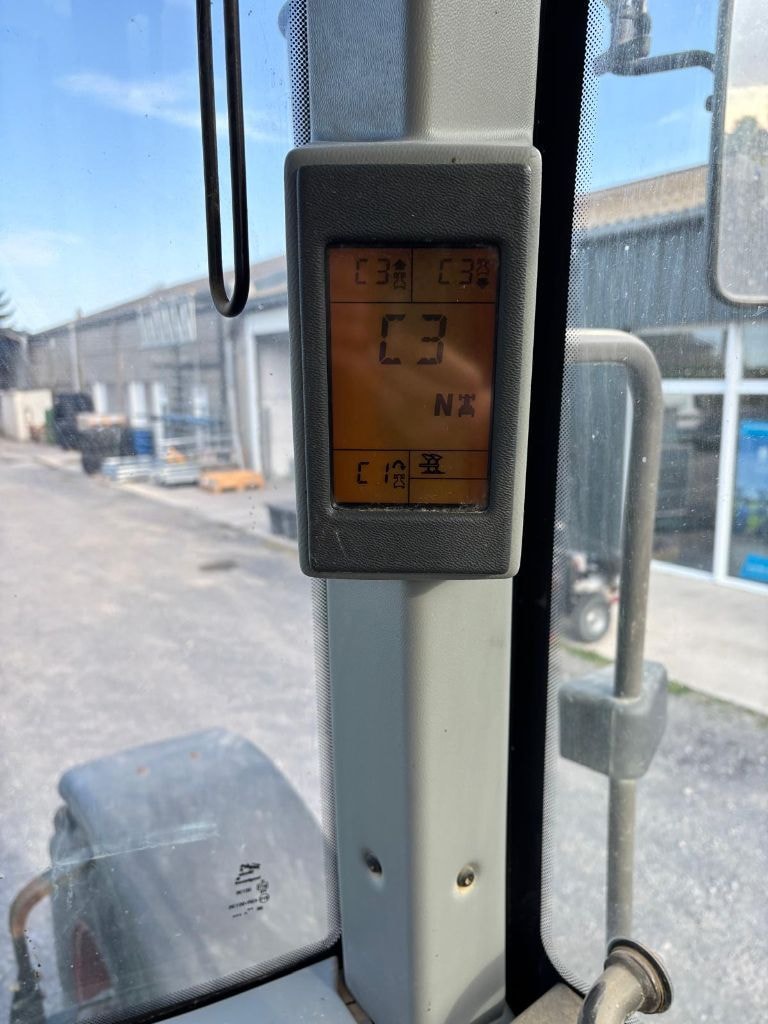 Tracteur CLAAS ARES 657 ATZ - photo slide 27