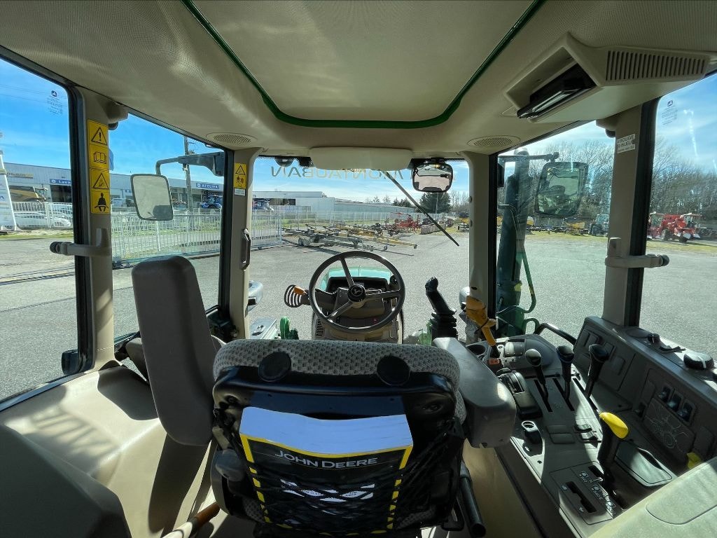 Tracteur JOHN DEERE 6110 - photo slide 6