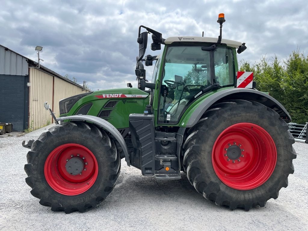 Tracteur FENDT 720 VARIO POWER + - photo slide 2