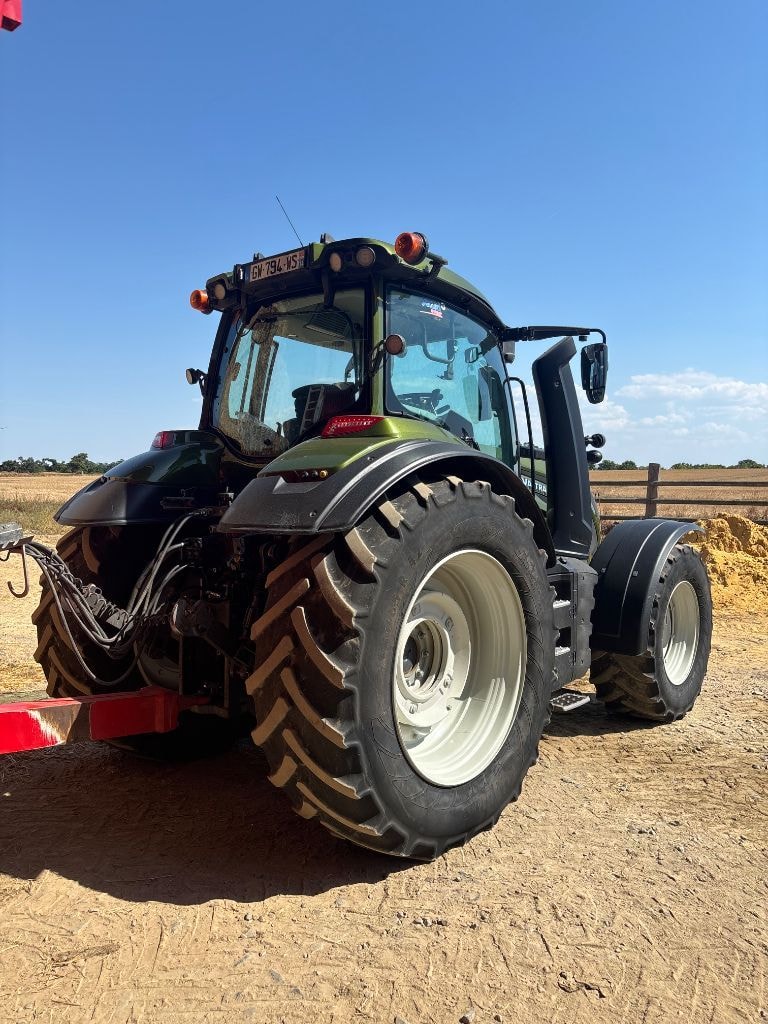 Tracteur VALTRA T195 active - photo slide 3