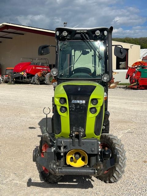 Tracteur etroit CLAAS 260S - photo slide 14