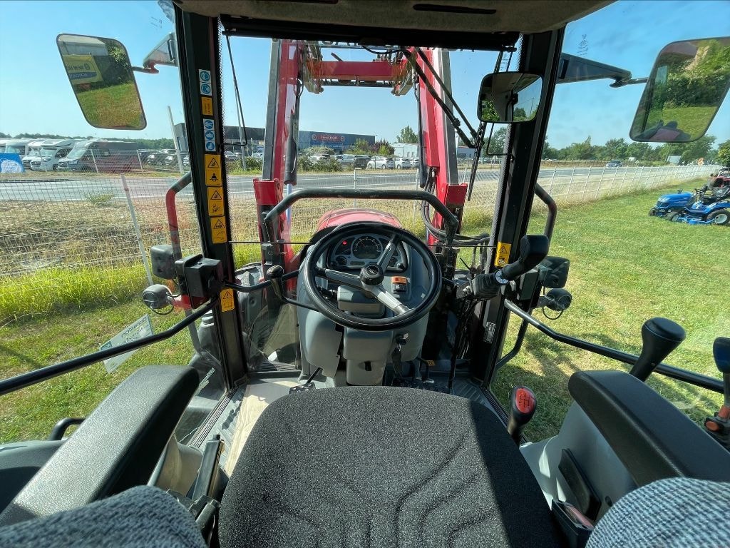 Tracteur MC CORMICK G MAX 125 - photo slide 7