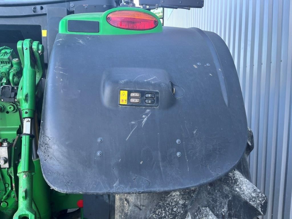 Tracteur JOHN DEERE 6250R - photo slide 18