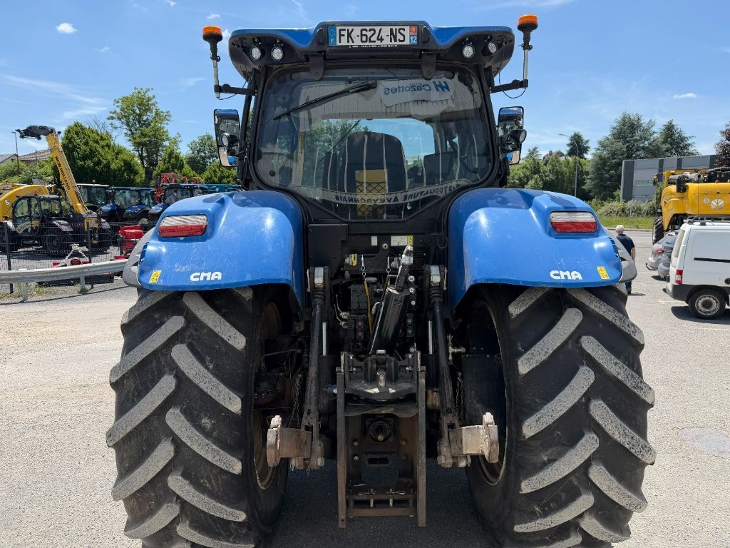 Tracteur NEW HOLLAND T7.245 AC       - photo slide 4