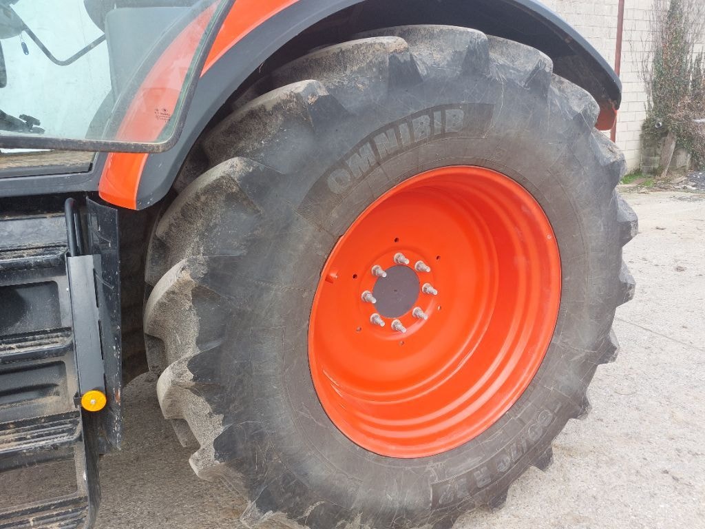 Tracteur KUBOTA M7 153 - photo slide 7