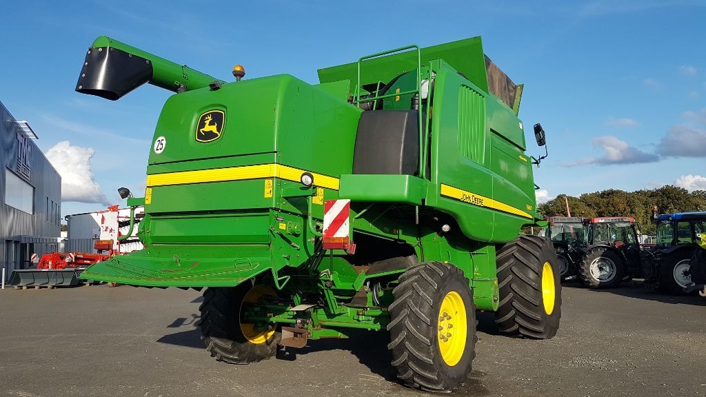 Moissonneuse JOHN DEERE T660 HM 4RM - photo slide 42