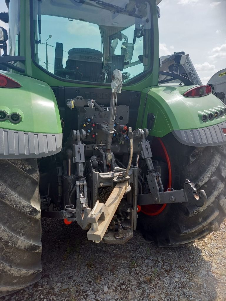 Tracteur FENDT 720 VARIO POWER - photo slide 12