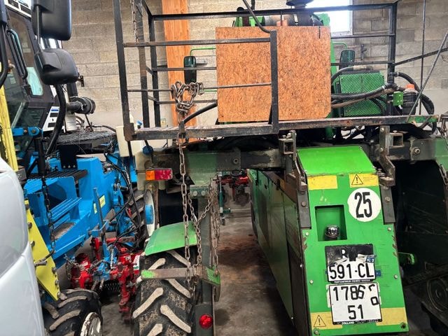 Tracteur enjambeur TECNOMA TXH 80 - photo slide 2