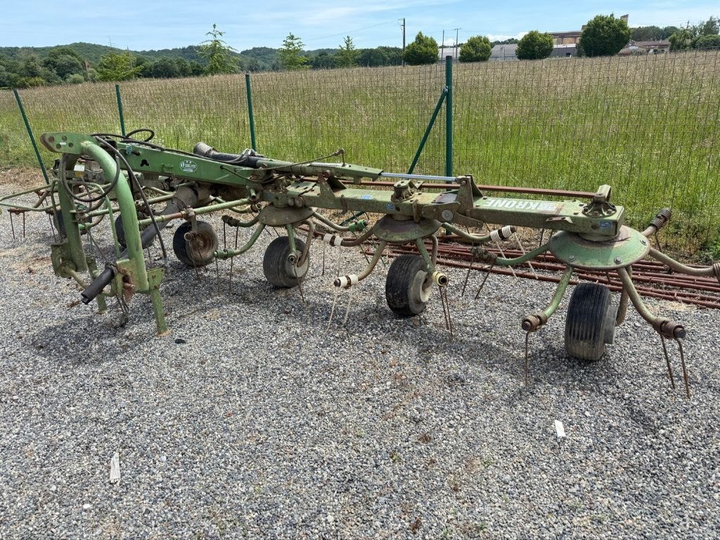Faneuse KRONE KW 6.70/6 - photo slide 4