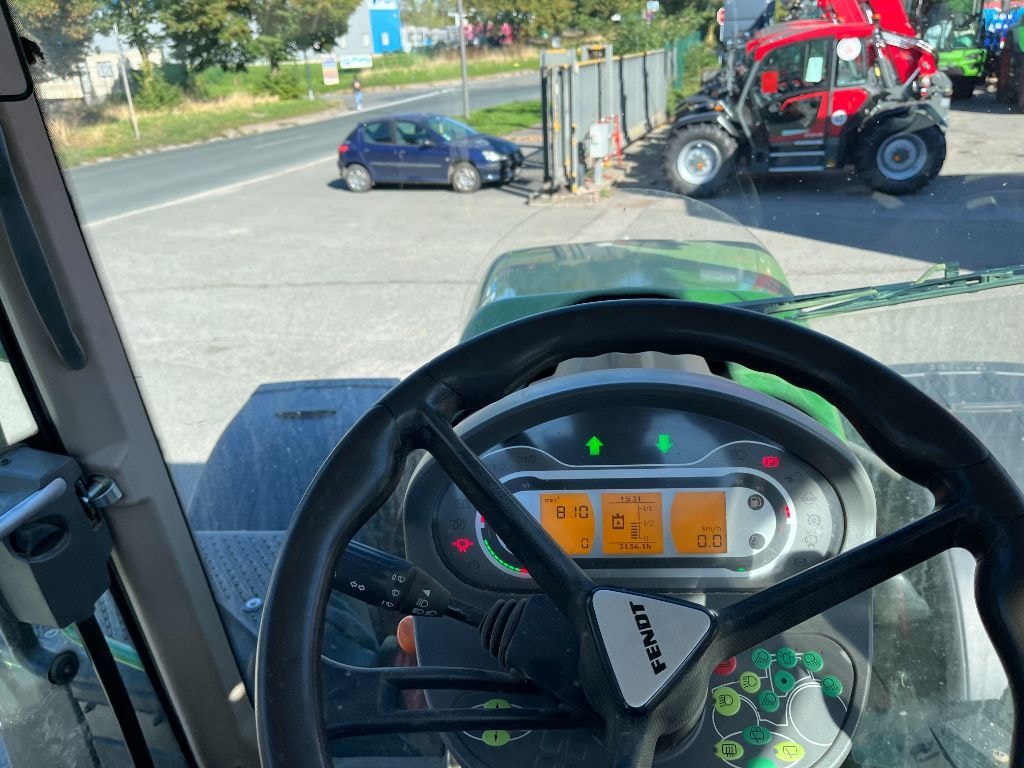Tracteur FENDT 716 VARIO POWER - photo slide 11