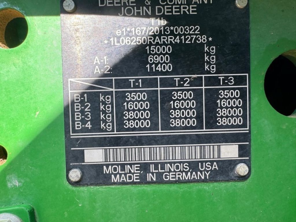 Tracteur JOHN DEERE 6R 250 - photo slide 12
