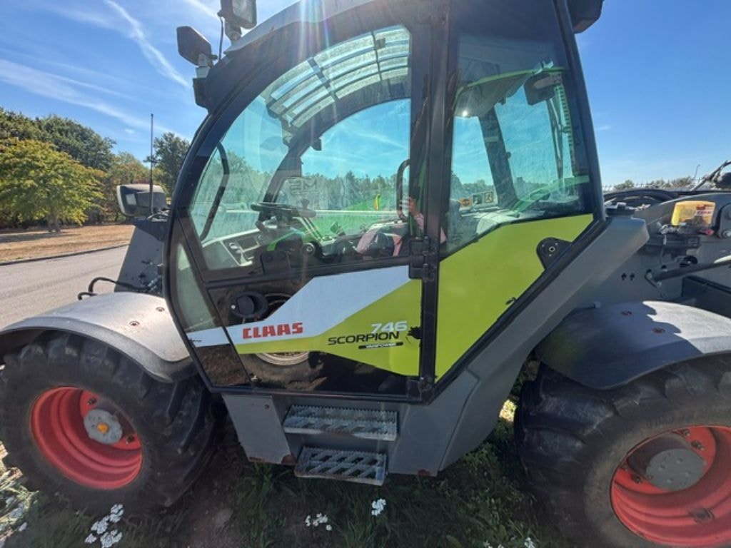Telescopique CLAAS SCORPION 746 - photo slide 8