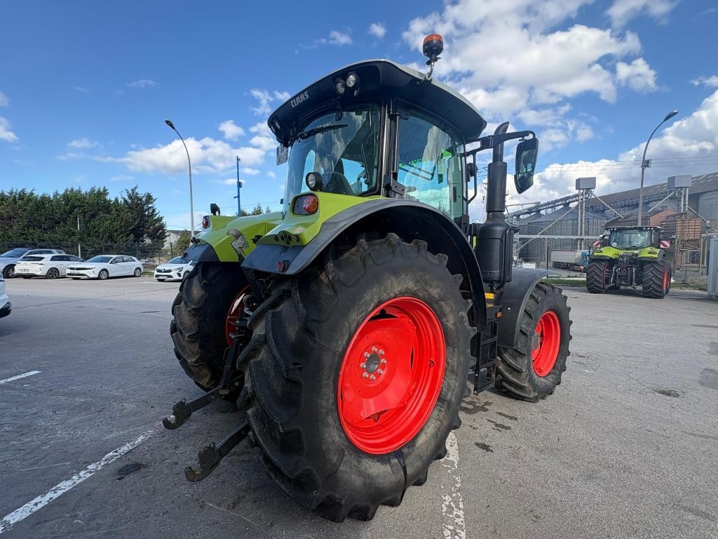 Tracteur CLAAS ARION 530 - photo slide 7