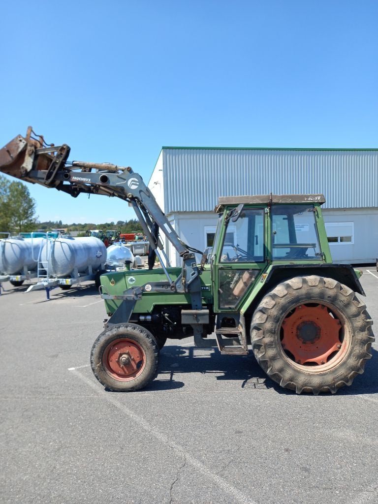 Tracteur chargeur FENDT FARMER 306 LS EHR B - photo slide 5