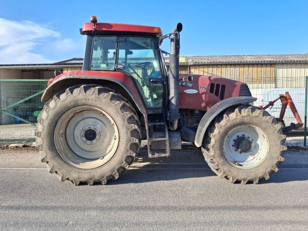 Tracteur CASE IH CVX 1190 - photo slide 2