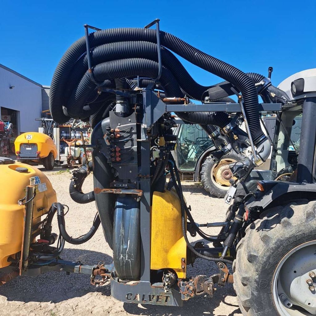 Pulverisateur CALVET SP200 1000L - photo slide 5