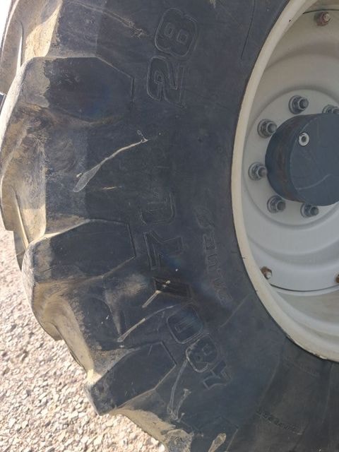 Tracteur chargeur VALTRA N 135A - photo slide 12