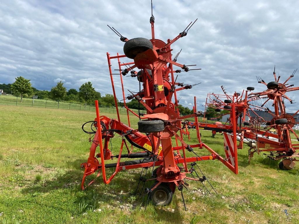 Faneuse KUHN Gf 8702 - photo slide 2