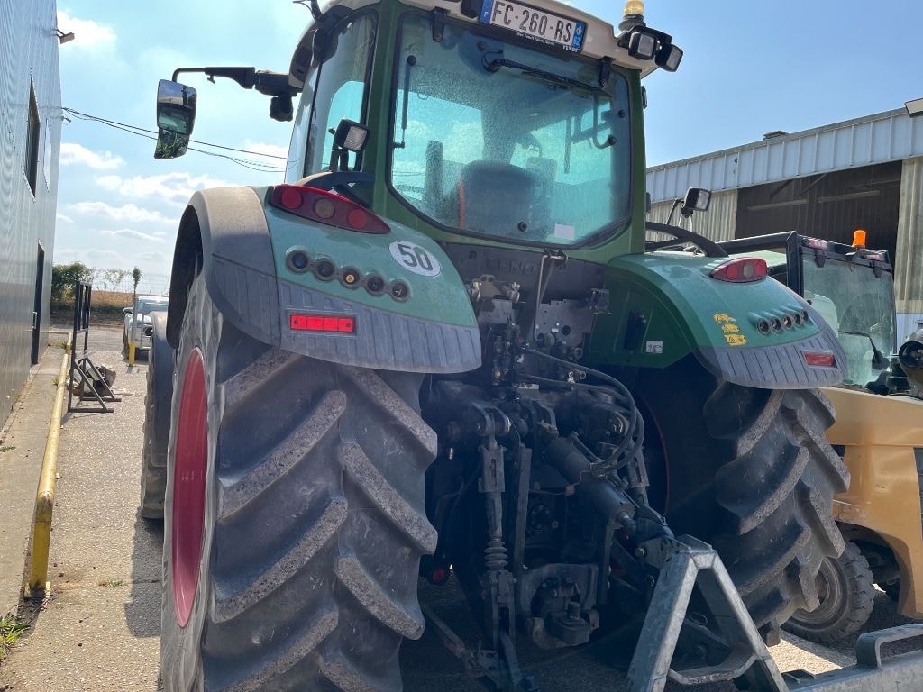 Tracteur FENDT 720 S4 PROFI PLUS - photo slide 4