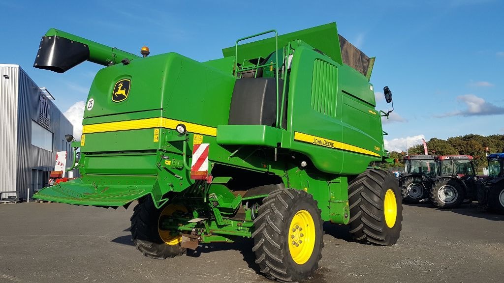 Moissonneuse JOHN DEERE T660 HM 4RM - photo slide 43