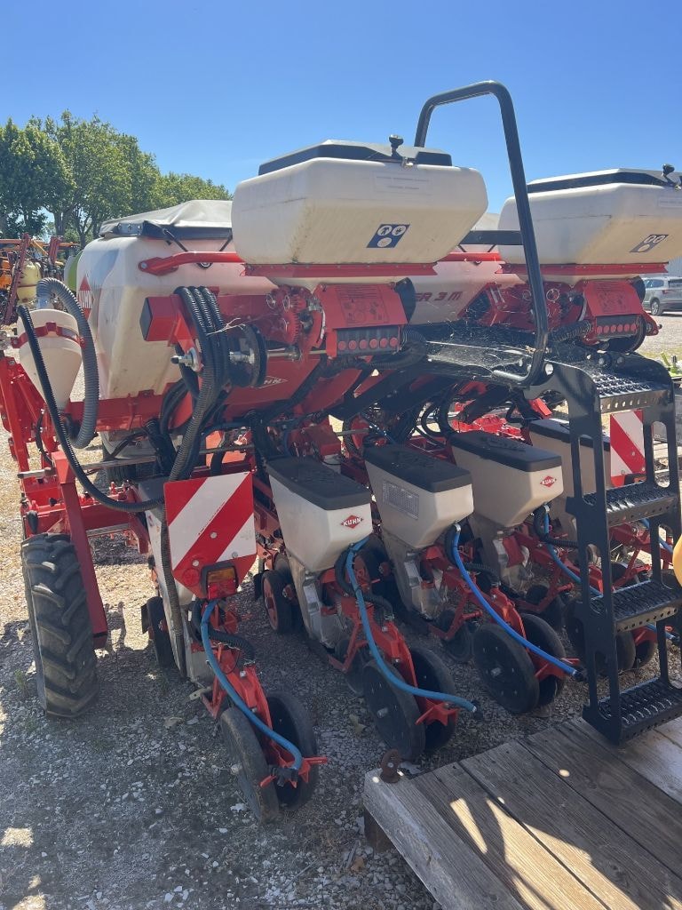 Semoir monograine KUHN Planter 3 M - photo slide 26