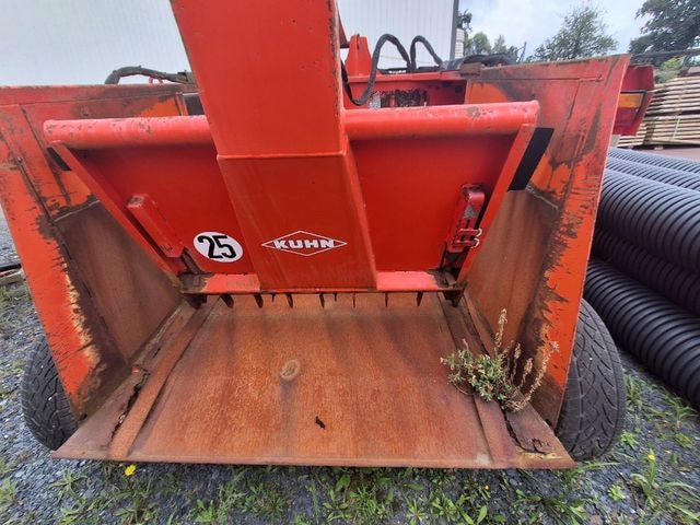 Desileuse pailleuse KUHN POLYCROCK 3850 - photo slide 3