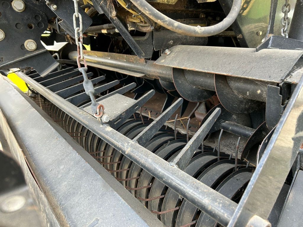 Presse balles rondes NEW HOLLAND Roll belt 150 - photo slide 12