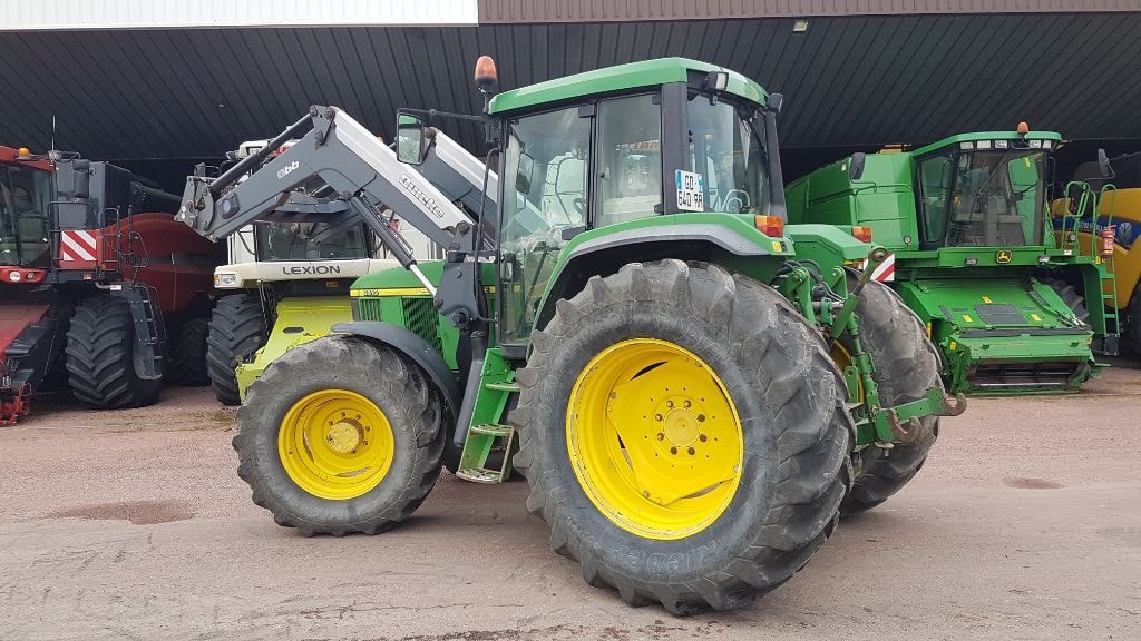 Tracteur chargeur JOHN DEERE 6810 TLS - photo slide 9