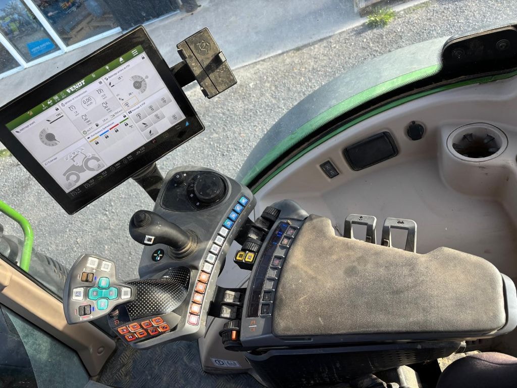 Tracteur FENDT 514 Power+ - photo slide 25