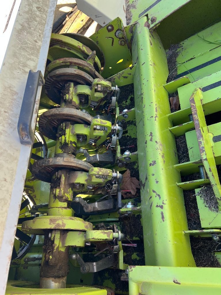 Presse haute densite CLAAS quadrant 1150 - photo slide 4