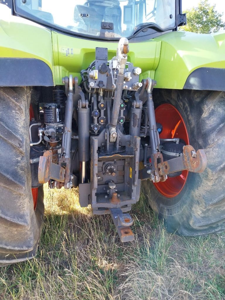 Tracteur CLAAS ARION 610 CIS+ - photo slide 12