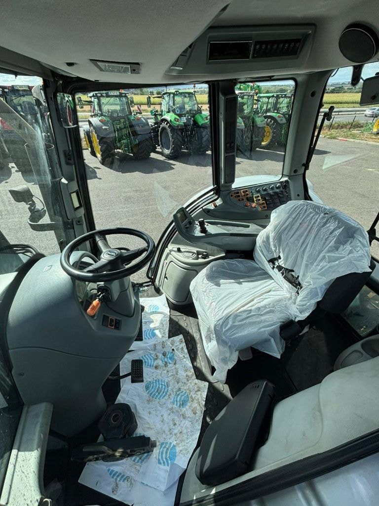 Tracteur chargeur VALTRA N122 DIRECT - photo slide 18