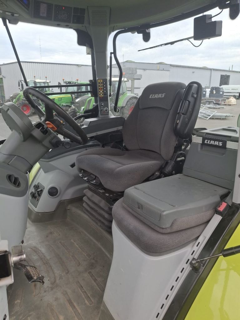 Tracteur CLAAS ARION 640 CIS - photo slide 15
