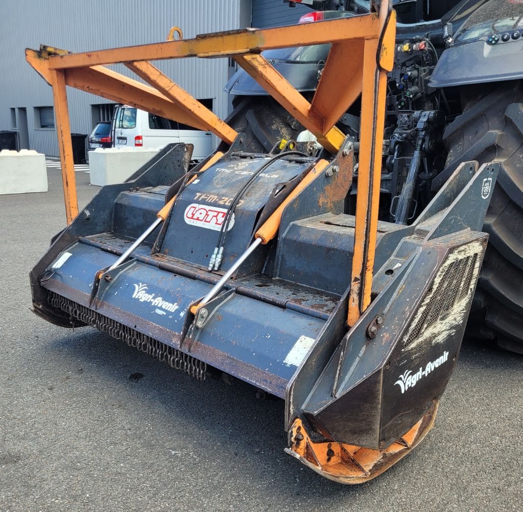 Broyeur forestier TMC CANCELA TFM200 - photo slide 1