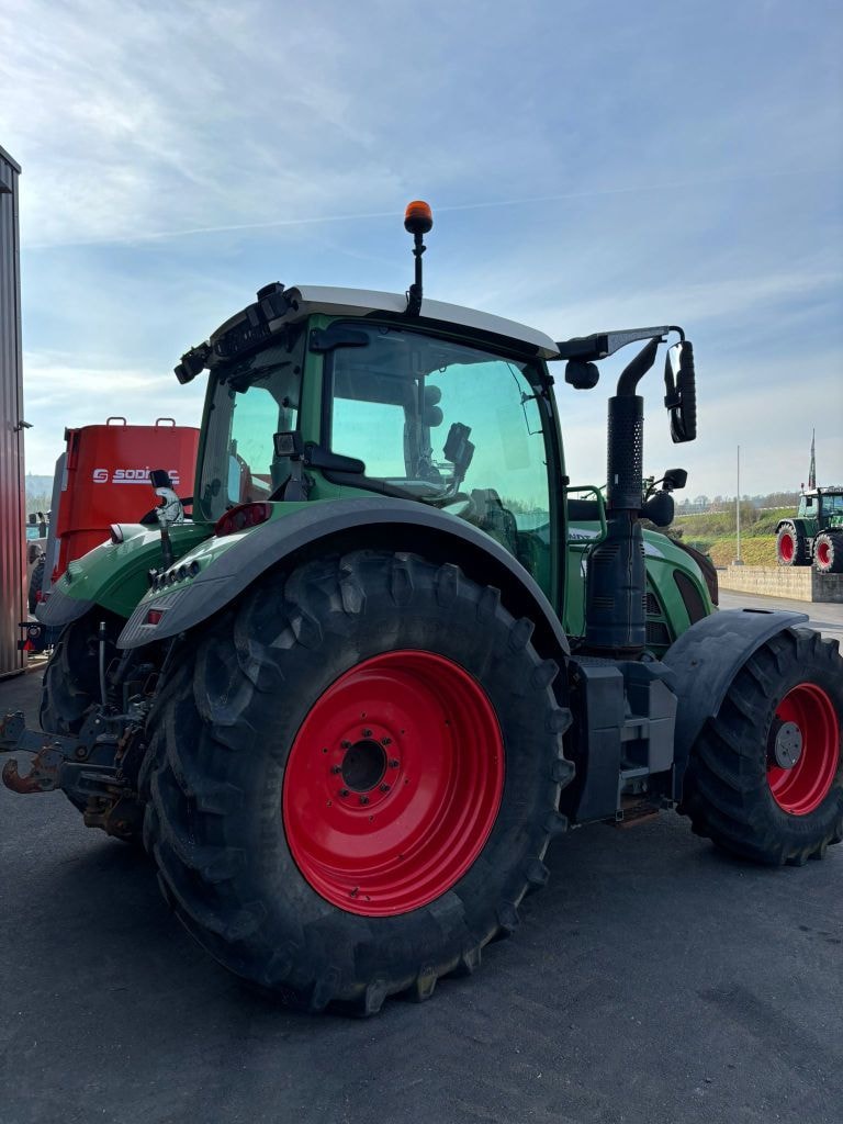 Tracteur FENDT 716 VARIO PROFI - photo slide 3