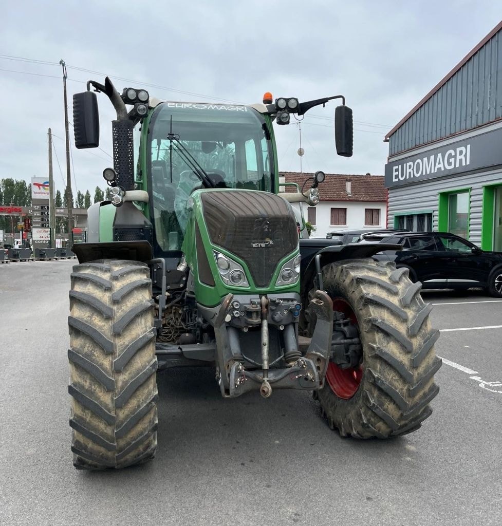 Tracteur FENDT 720 VARIO PROFI - photo slide 4