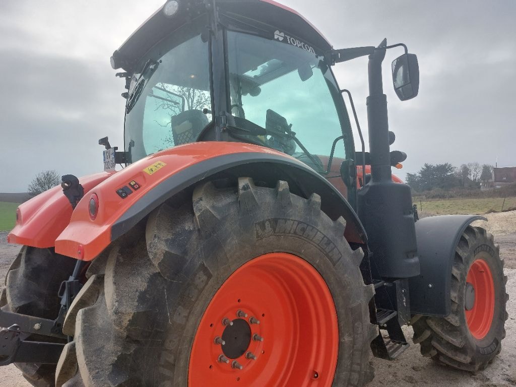 Tracteur KUBOTA M7 153 - photo slide 4
