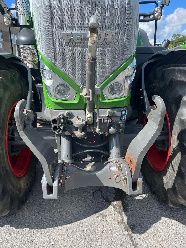 Tracteur FENDT 824 VARIO PROFI + - photo slide 9