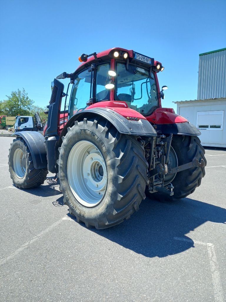 Tracteur VALTRA T 214 DIRECT SMARTTOUCH - photo slide 4