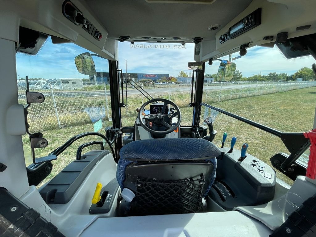 Tracteur fruitier NEW HOLLAND T4.90F - photo slide 13
