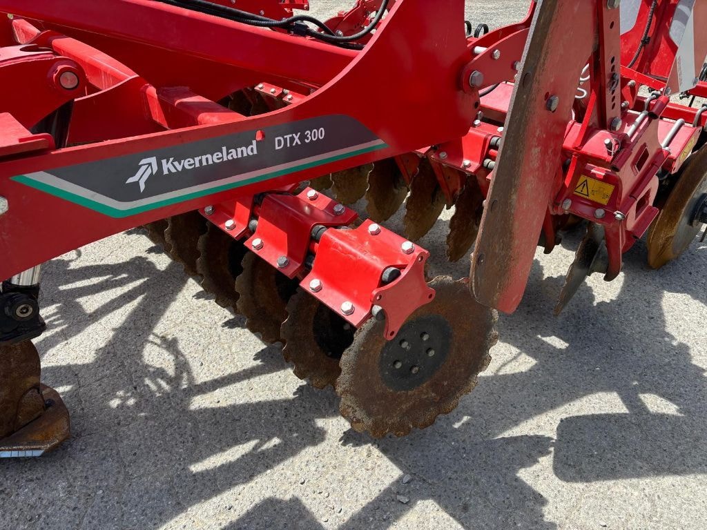Decompacteur KVERNELAND DTX 300 - photo slide 15