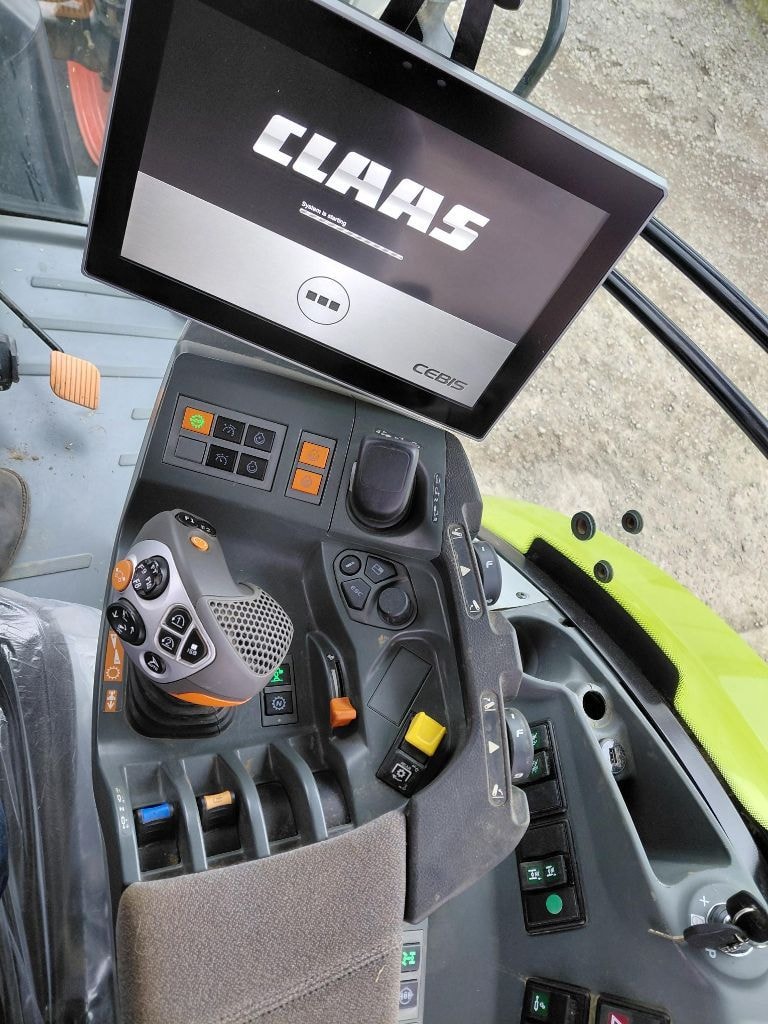 Tracteur CLAAS ARION 630 CMATIC - photo slide 7