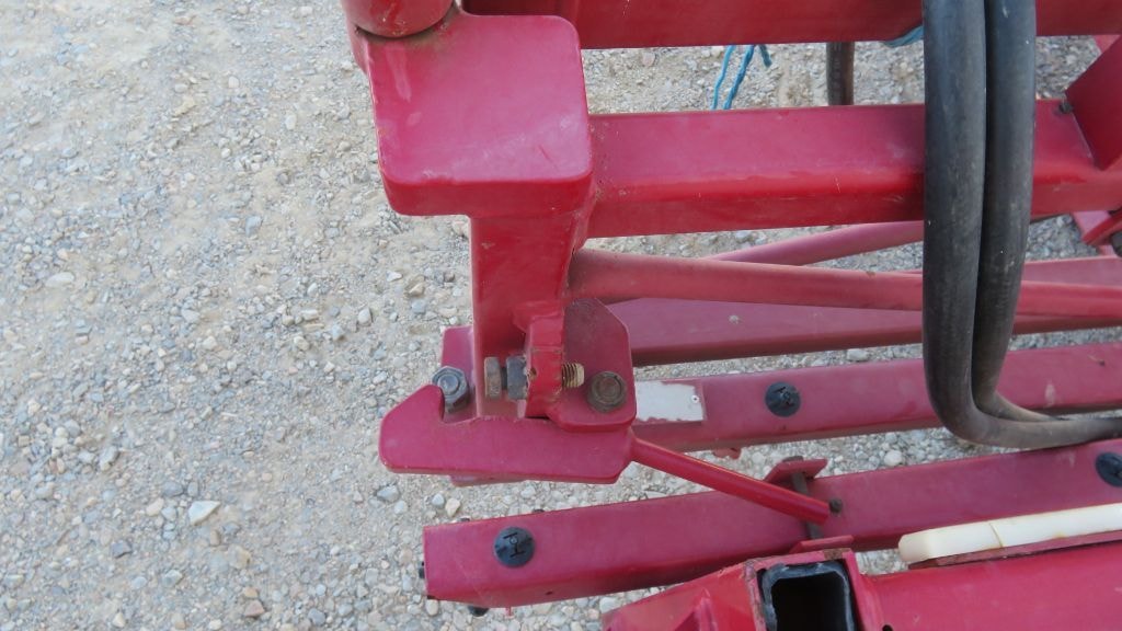 Pulverisateur HARDI 1000 - photo slide 10