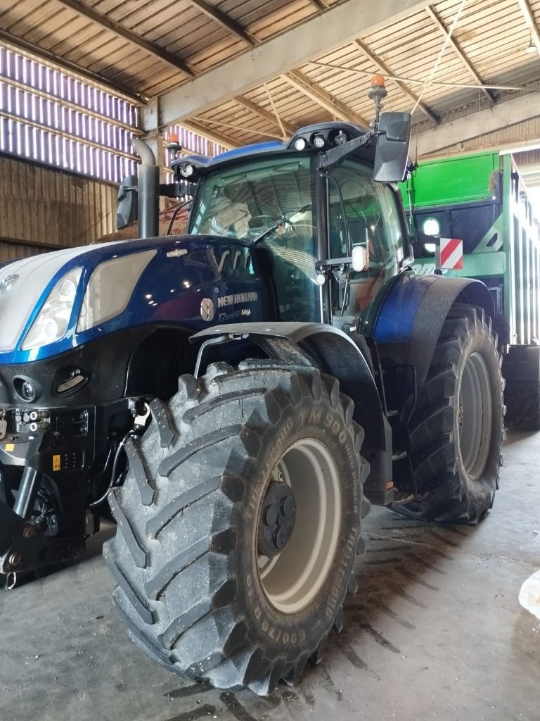 Tracteur NEW HOLLAND T7.275HD - photo slide 6