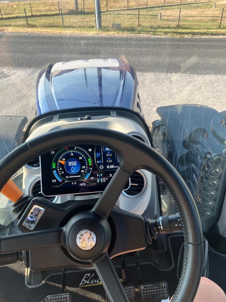 Tracteur NEW HOLLAND T7.245 SW II sous garantie NH - photo slide 11